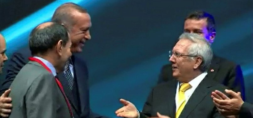 Futbol zirvesinde ilginç anlar