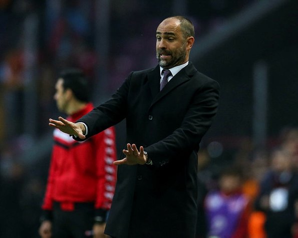 Galatasaray'a başkan olmak için destek istedi