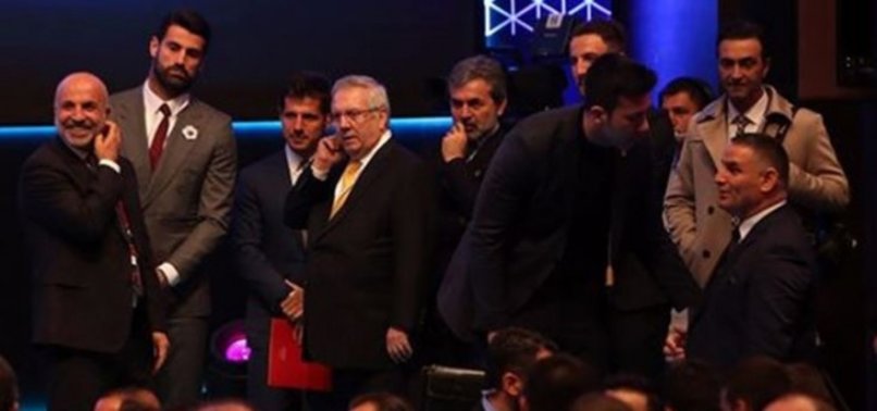 Futbol zirvesinde sürpriz buluşma