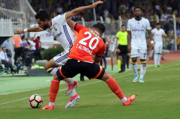 Fenerbahçe ve Galatasaray'ın muhtemel rakipleri