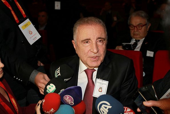 Galatasaray'a başkan olmak için destek istedi