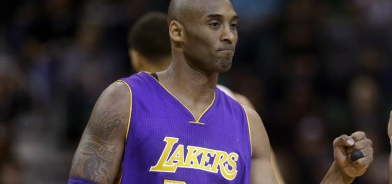 Lakers, Kobe Bryantın formalarını emekliye ayırıyor