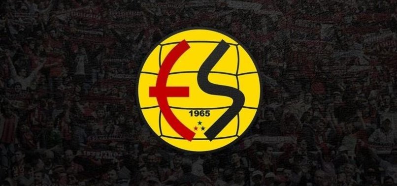 Efsane futbolculara VIP jesti